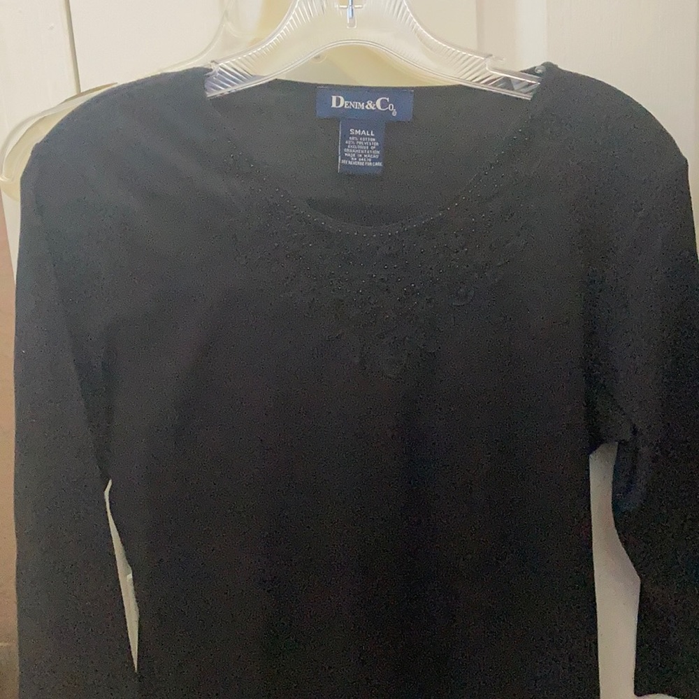 FINAL MARKDOWN Denim and company embellished neck top Small